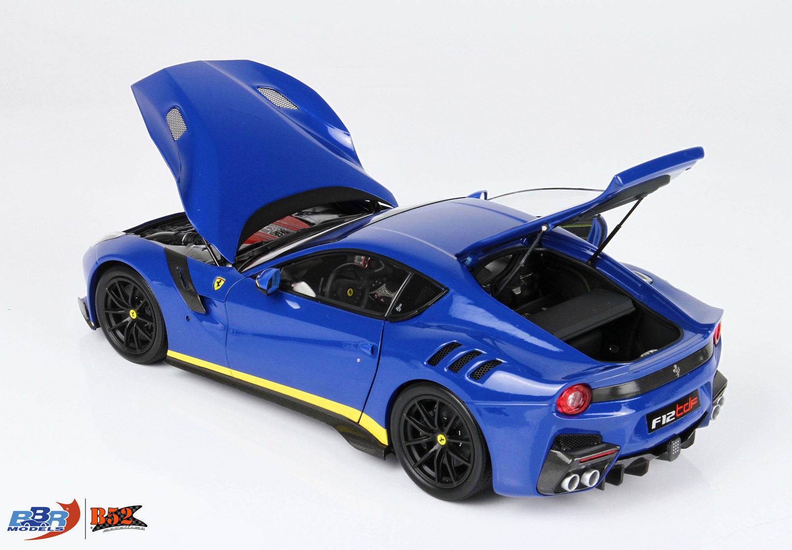 BBR - Ferrari F12 TDF, Escala 1:18: BBR182100A2DIE - B52 Online